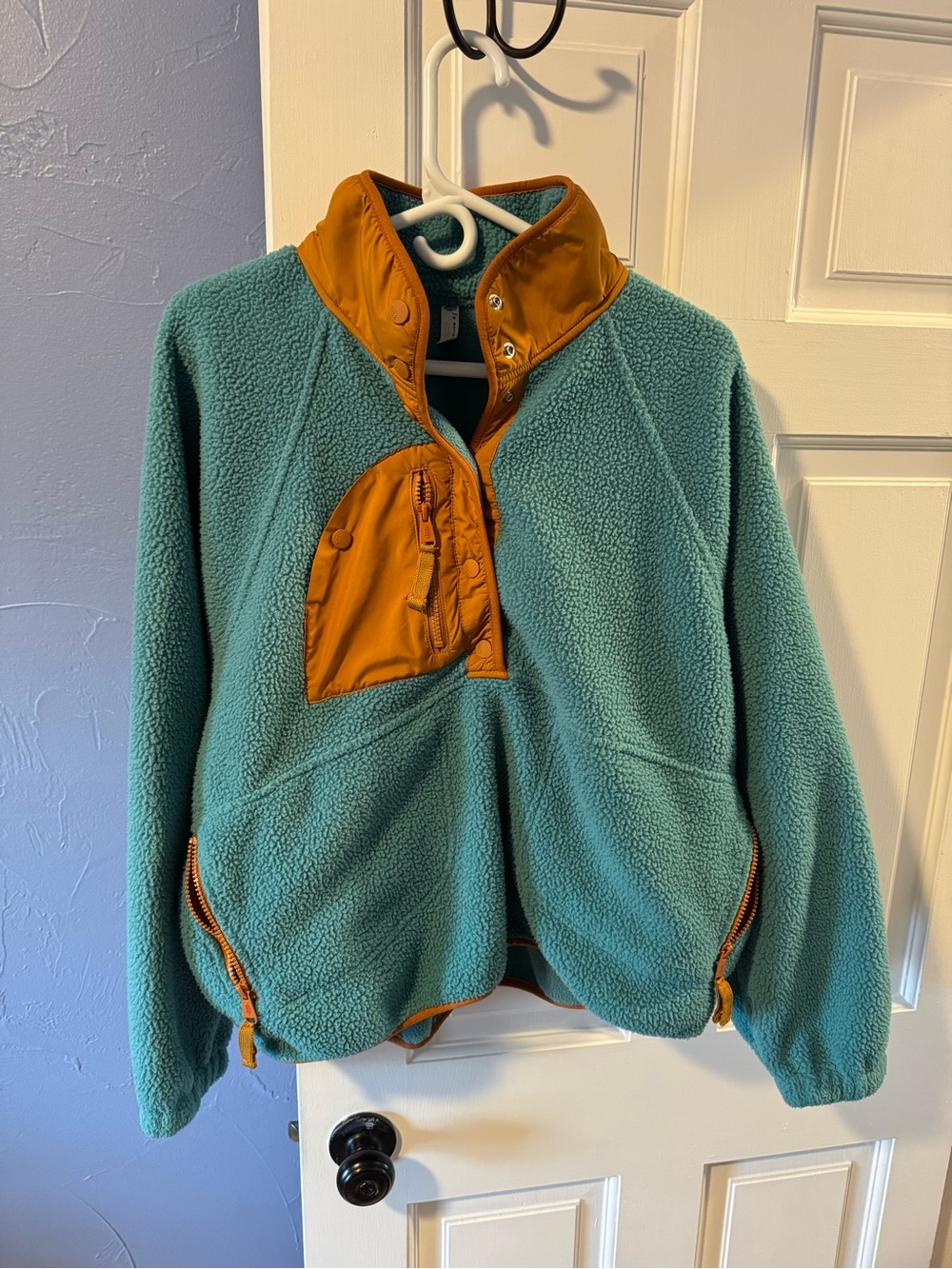 FP Movement Hit the Slopes pullover